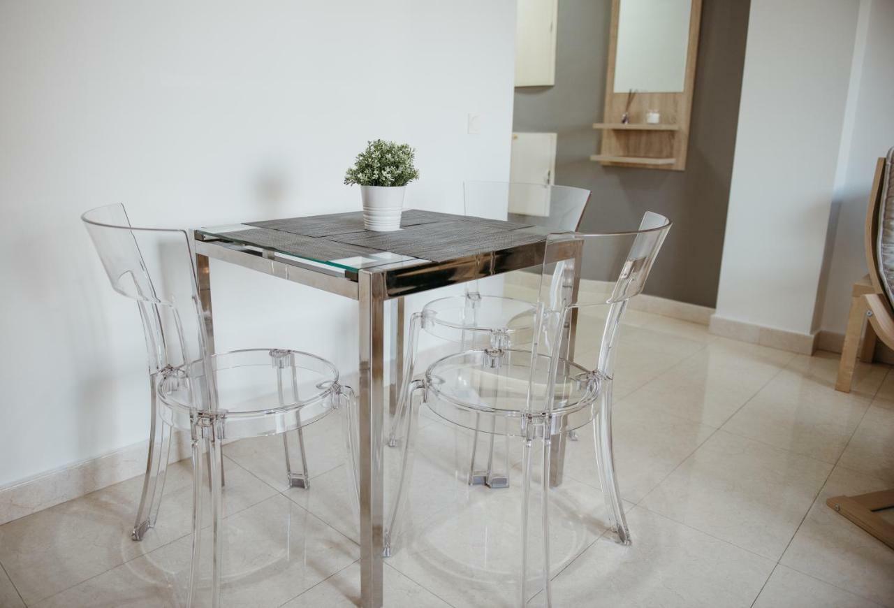 Apartamento Cala De Nerja-Lovely Ngoại thất bức ảnh