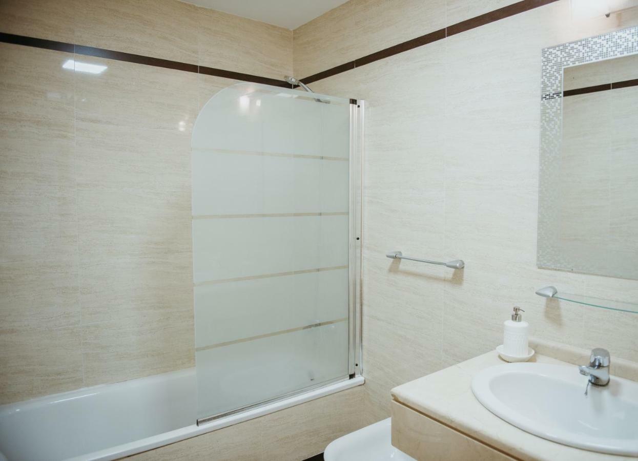 Apartamento Cala De Nerja-Lovely Ngoại thất bức ảnh