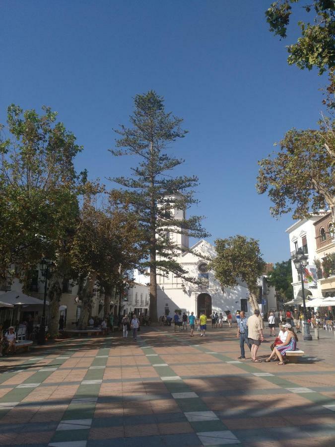 Apartamento Cala De Nerja-Lovely Ngoại thất bức ảnh